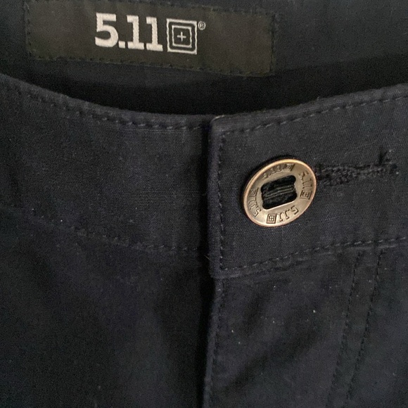 5.11 Tactical Men's Black Tactical Cargo Pants Size 33” x 30” - Picture 4 of 8